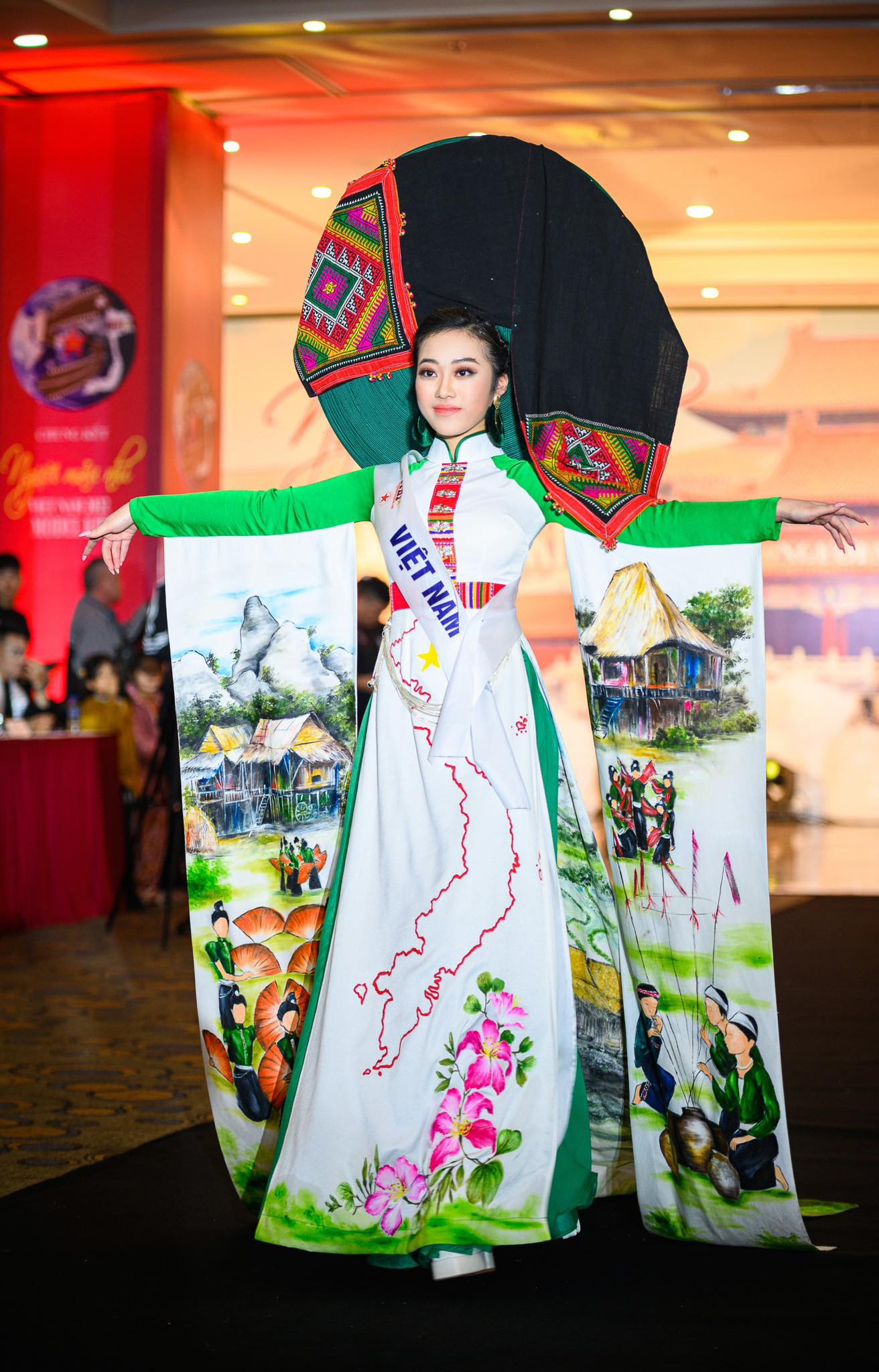 dem chung ket cuoc thi nguoi mau nhi viet nam va giai thuong ngoi sao nhi nam 2022 man nhan voi loat tiet muc xuat sac dspl 6 dem chung ket cuoc thi nguoi mau nhi viet nam va giai thuong ngoi sao nhi nam 2022 man nhan voi loat tiet muc xuat sac dspl 6