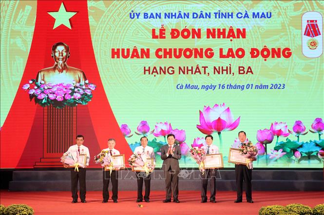 pho chu tich nuoc du hop mat ky niem 93 nam ngay thanh lap dang tai ca mau dspl 3 pho chu tich nuoc du hop mat ky niem 93 nam ngay thanh lap dang tai ca mau dspl 3