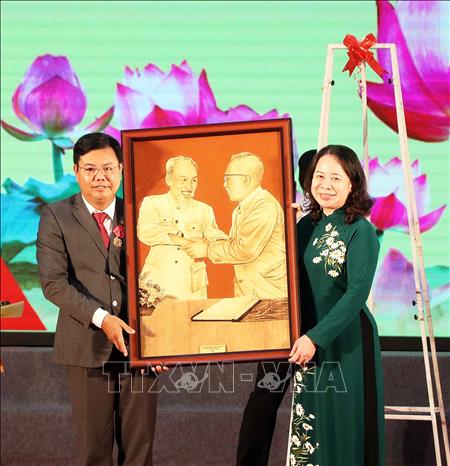pho chu tich nuoc du hop mat ky niem 93 nam ngay thanh lap dang tai ca mau dspl 4 pho chu tich nuoc du hop mat ky niem 93 nam ngay thanh lap dang tai ca mau dspl 4