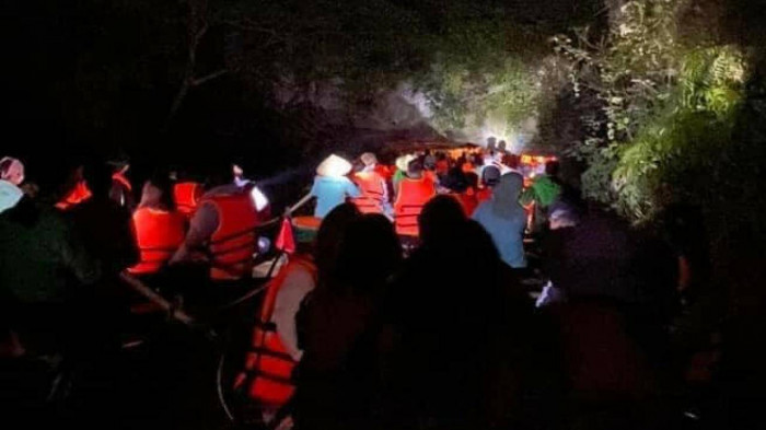 xon xao thong tin du khach mac ket o trang an den nua dem so du lich tinh ninh binh len tieng dspl 1 xon xao thong tin du khach mac ket o trang an den nua dem so du lich tinh ninh binh len tieng dspl 1