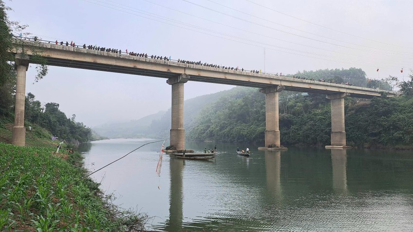 vu nam sinh lop 9 nhay cau tu tu o quang binh chu tich xa he lo nguyen nhan dspl 1 vu nam sinh lop 9 nhay cau tu tu o quang binh chu tich xa he lo nguyen nhan dspl 1