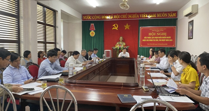 hue boc tham ngau nhien 43 can bo tai 12 co quan den xac minh tai san dpsl 1 hue boc tham ngau nhien 43 can bo tai 12 co quan den xac minh tai san dpsl 1