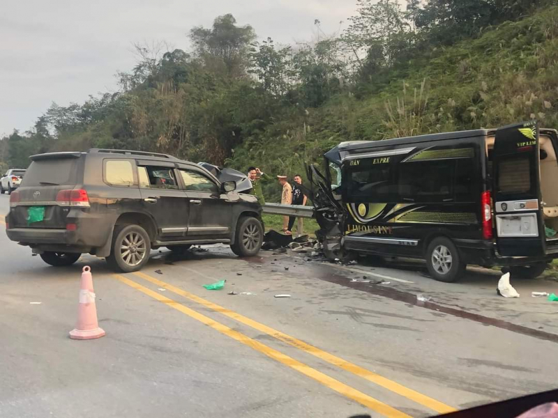 tin tuc tai nan giao thong moi ngay 27 2 xe tai cho ca lat ngang tren quoc lo 1 dspl 2 tin tuc tai nan giao thong moi ngay 27 2 xe tai cho ca lat ngang tren quoc lo 1 dspl 2