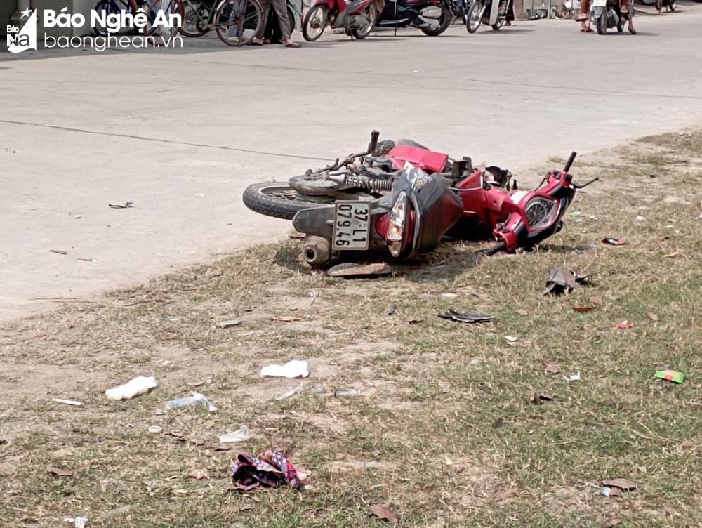 tin tuc tai nan giao thong moi nhat ngay 9 3 xe ban tai tong truc dien xe may 3 nguoi thuong vong o lam dong edspl 2