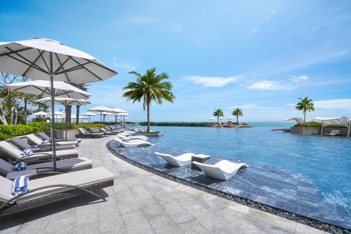 ihg hotels resorts bat mi 5 diem tron nong mua he dspl 5 ihg hotels resorts bat mi 5 diem tron nong mua he dspl 5
