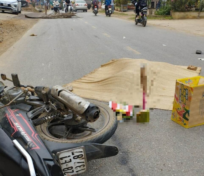tin tuc tai nan giao thong moi nhat ngay 23 3 va cham voi 2 o to nguoi dieu khien xe may tu vong dspl 2 tin tuc tai nan giao thong moi nhat ngay 23 3 va cham voi 2 o to nguoi dieu khien xe may tu vong dspl 2