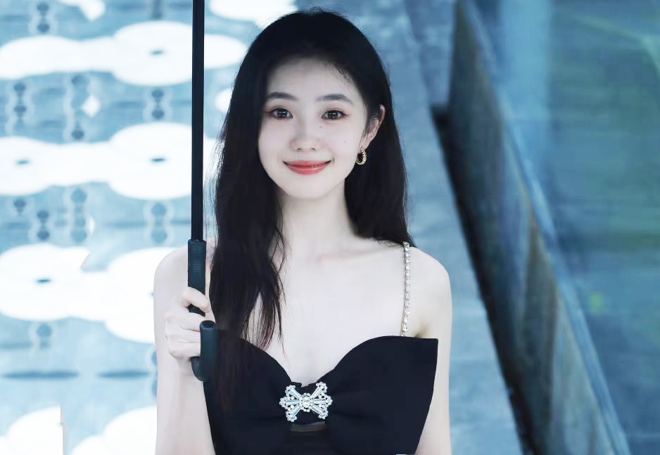 tin tuc sao hoa ngu moi nhat ngay 2 4 truong ke khoa noi gi ve viec ban anh nong cua canh diem dspl 2 tin tuc sao hoa ngu moi nhat ngay 2 4 truong ke khoa noi gi ve viec ban anh nong cua canh diem dspl 2