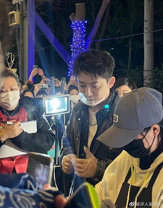 tin tuc sao hoa ngu moi nhat ngay 10 4 2023 hoac kien hoa va lam tam nhu xuat hien sau tin don ly hon dspl 2 tin tuc sao hoa ngu moi nhat ngay 10 4 2023 hoac kien hoa va lam tam nhu xuat hien sau tin don ly hon dspl 2