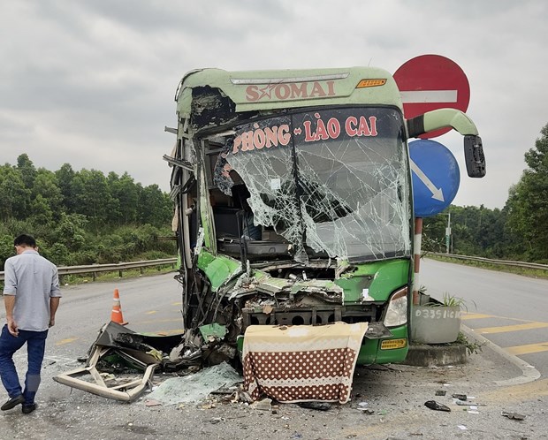 tin tuc tai nan giao thong moi nhat ngay 13 4 2023 tim nhan chung vu tai nan khien 1 nguoi chet o dai lo thang long dspl 2