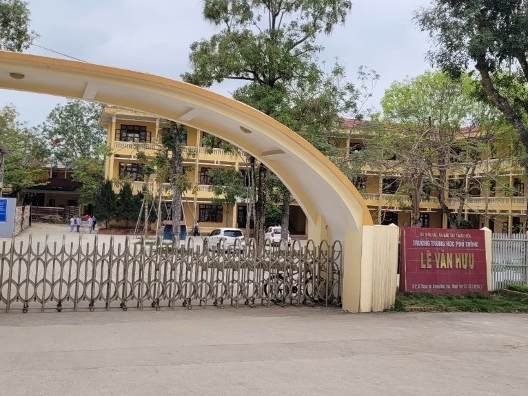 vu truong hoc keu goi hon 2 6 ty dong mung ngay thanh lap so gd dt thanh hoa len tieng dspl 2 vu truong hoc keu goi hon 2 6 ty dong mung ngay thanh lap so gd dt thanh hoa len tieng dspl 2