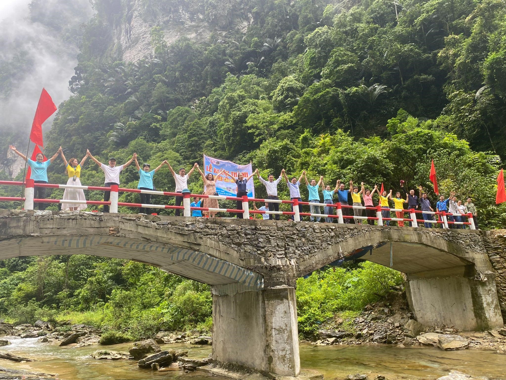 dci viet nam trao tang 247 can nha tinh thuong tren khap viet nam trong nam qua dspl 2 dci viet nam trao tang 247 can nha tinh thuong tren khap viet nam trong nam qua dspl 2