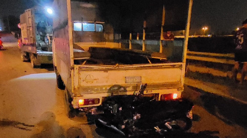 tin tuc tai nan giao thong moi nhat ngay 25 5 2023 tong vao duoi xe o to nam thanh nien di xe may tu vong dspl 1