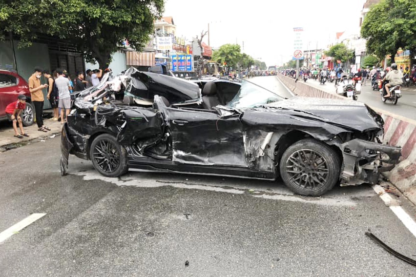 vu o to tong nhieu xe may dung den do o binh duong phuong tien bien dang 3 nguoi bi thuong dspl 2 vu o to tong nhieu xe may dung den do o binh duong phuong tien bien dang 3 nguoi bi thuong dspl 2