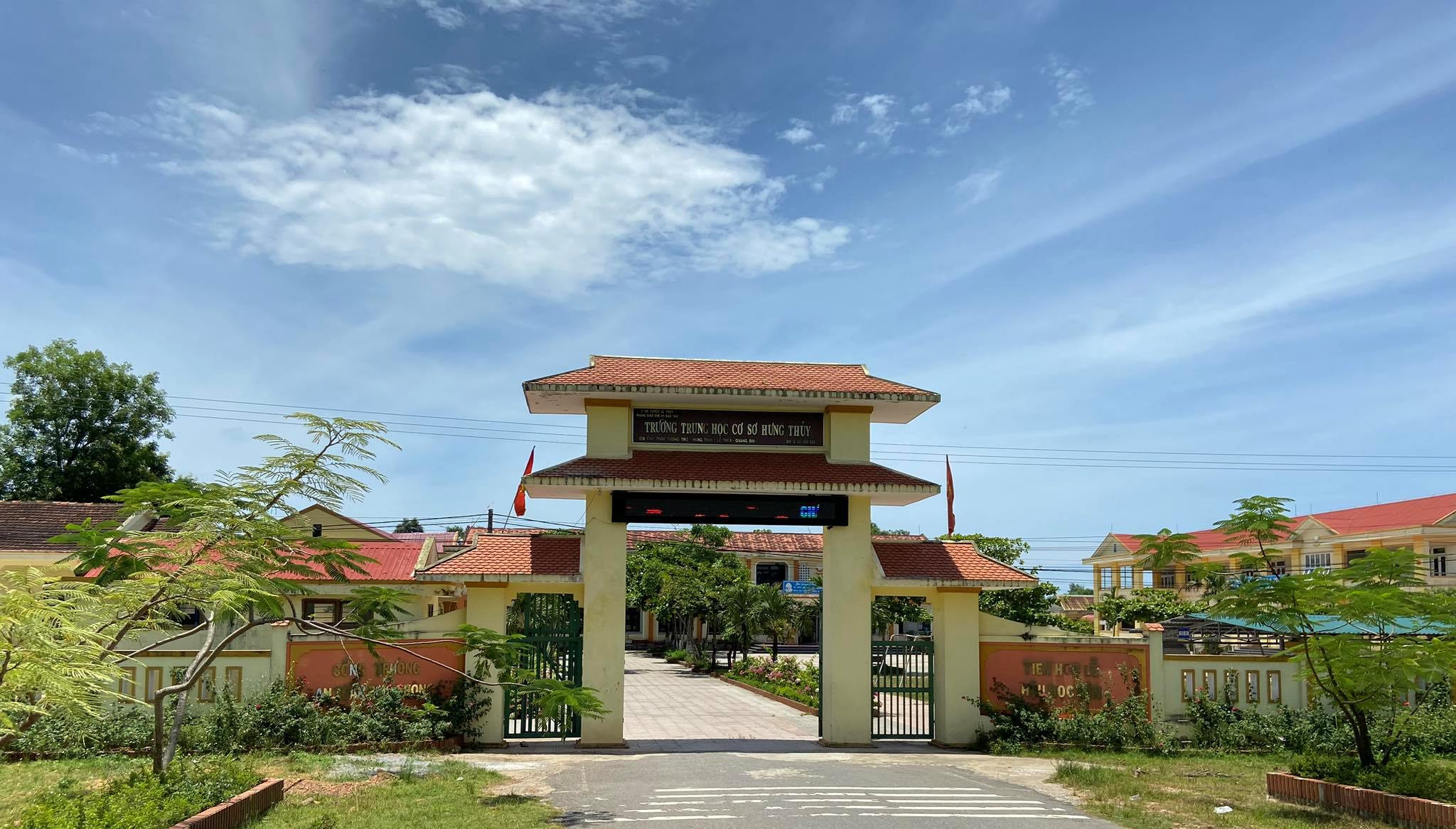 vu nam sinh lo ky thi vao lop 10 vi bi danh hoi dong xot xa loi ke cua nguoi cha dspl 1 vu nam sinh lo ky thi vao lop 10 vi bi danh hoi dong xot xa loi ke cua nguoi cha dspl 1