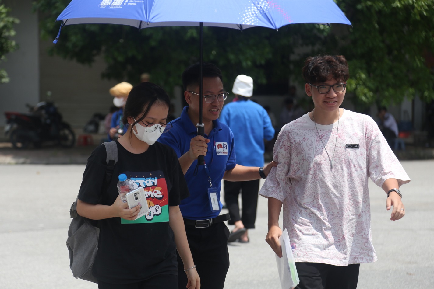 dap an goi y de thi mon tieng anh ma de 401 402 403 tot nghiep thpt 2023 moi nhat chinh xac nhat dspl 1 dap an goi y de thi mon tieng anh ma de 401 402 403 tot nghiep thpt 2023 moi nhat chinh xac nhat dspl 1