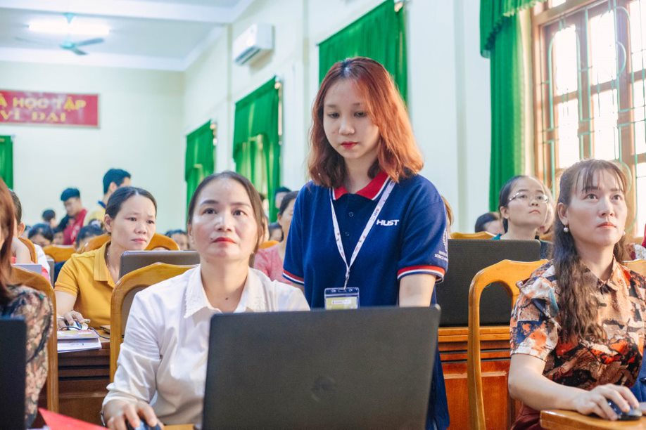tang cuong nang luc thiet ke bai giang stem va e learning dspl 2