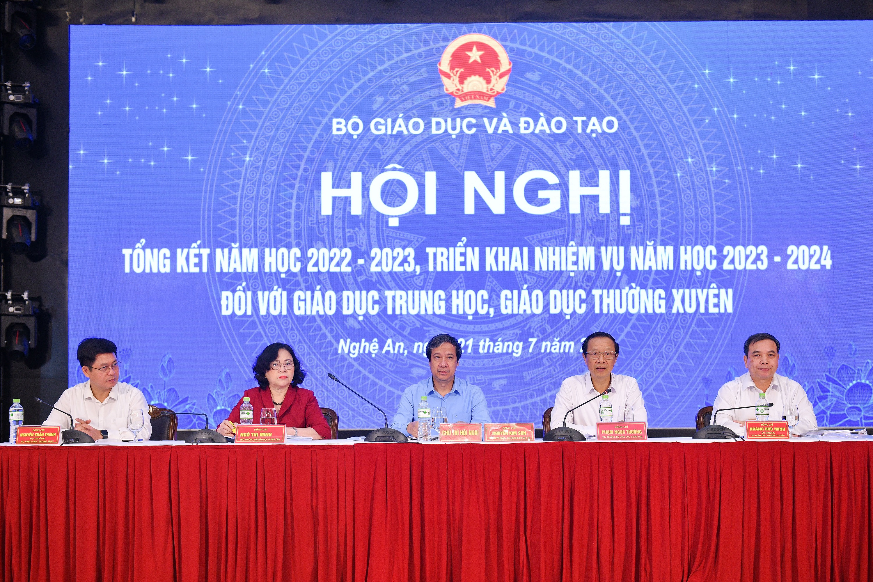 lanh dao bo gddt chu tri phan thao luan tai hoi nghi lanh dao bo gddt chu tri phan thao luan tai hoi nghi