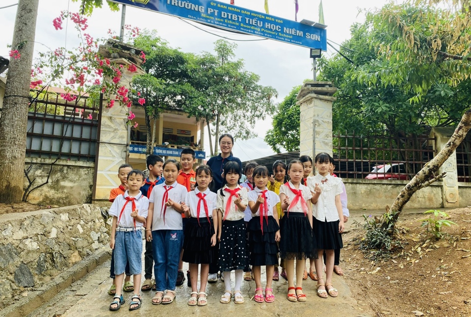 cau chuyen 2 609 hoc sinh mien bien gioi vung cao ha giang phai hoc tieng anh truc tuyen tu ha noi dspl 4 cau chuyen 2 609 hoc sinh mien bien gioi vung cao ha giang phai hoc tieng anh truc tuyen tu ha noi dspl 4
