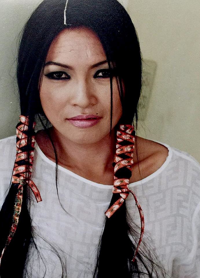 phuong thanh tiet lo tung nhan hop dong quang cao 100 000 usd tu dau thap nien 2000 dspl 3 phuong thanh tiet lo tung nhan hop dong quang cao 100 000 usd tu dau thap nien 2000 dspl 3