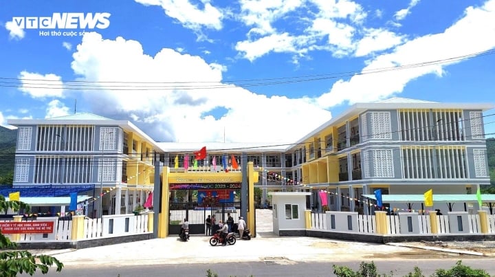 vu phu huynh khong cho con hoc truong moi o da nang 37 hoc sinh di hoc dspl 2 vu phu huynh khong cho con hoc truong moi o da nang 37 hoc sinh di hoc dspl 2