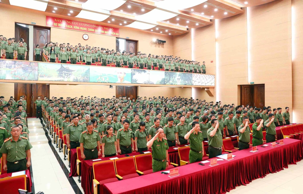 gan 2 000 giao vien hoc sinh truong lien cap khuong ha tuong niem nan nhan vu chay chung cu mini dspl 2 gan 2 000 giao vien hoc sinh truong lien cap khuong ha tuong niem nan nhan vu chay chung cu mini dspl 2