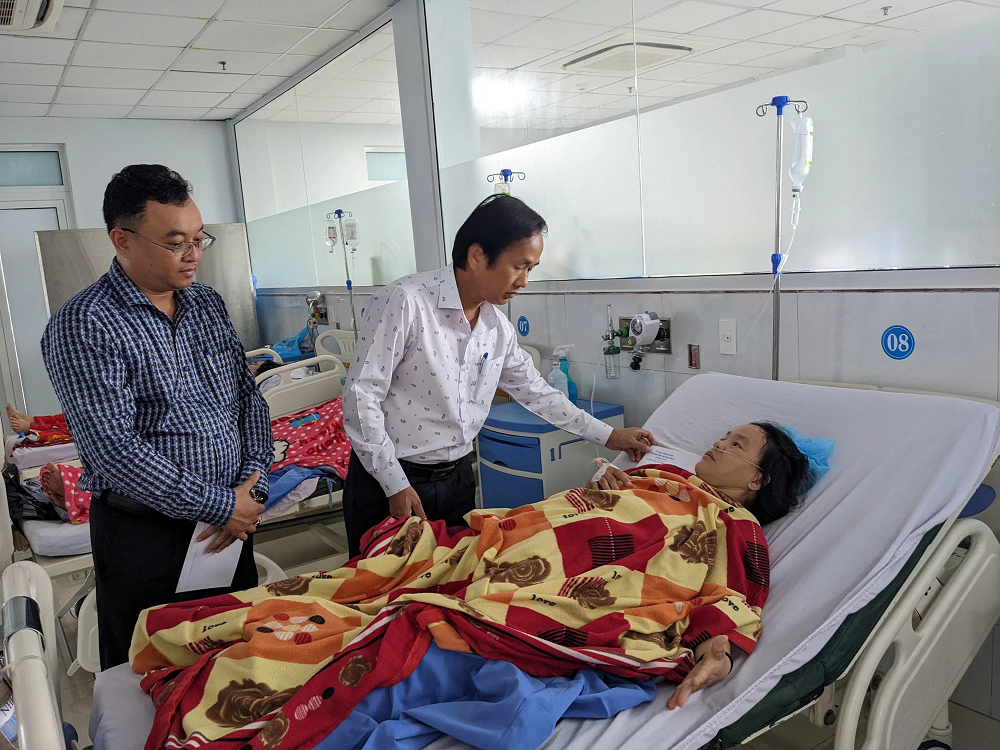 vu 2 nu lao cong bi 2 thanh nien dung sung ban chu tich quang ngai chi dao nong dspl 2