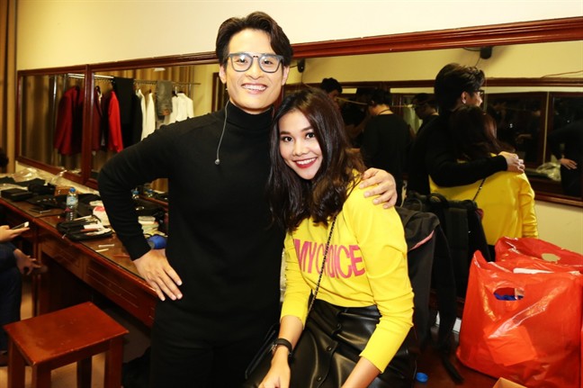 dam cuoi thanh hang thang 10 danh tinh chong sap cuoi cua chi dai gay xon xao dspl 4 dam cuoi thanh hang thang 10 danh tinh chong sap cuoi cua chi dai gay xon xao dspl 4