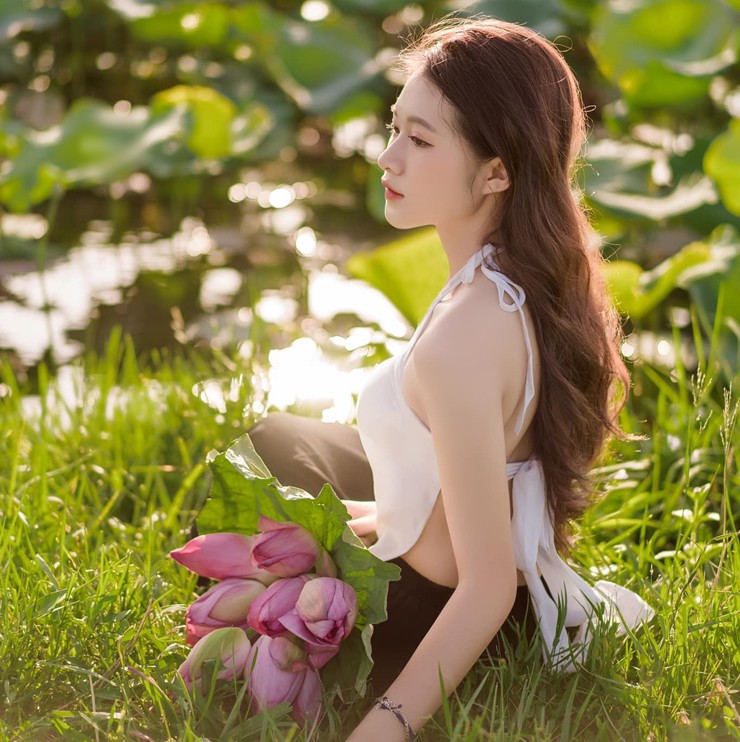 nu sinh vien nghe an dep trong veo khien cong dong mang dung ngoi khong yen dspl 4 nu sinh vien nghe an dep trong veo khien cong dong mang dung ngoi khong yen dspl 4