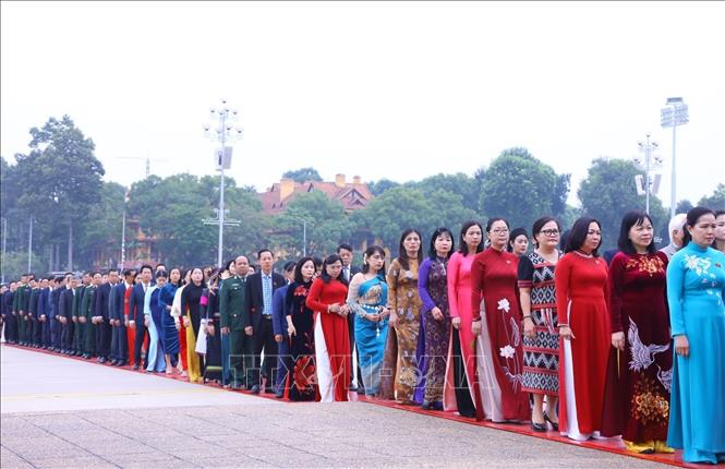 dai bieu du ky hop thu 6 quoc hoi khoa xv vao lang vieng chu tich ho chi minh dspl 4 dai bieu du ky hop thu 6 quoc hoi khoa xv vao lang vieng chu tich ho chi minh dspl 4