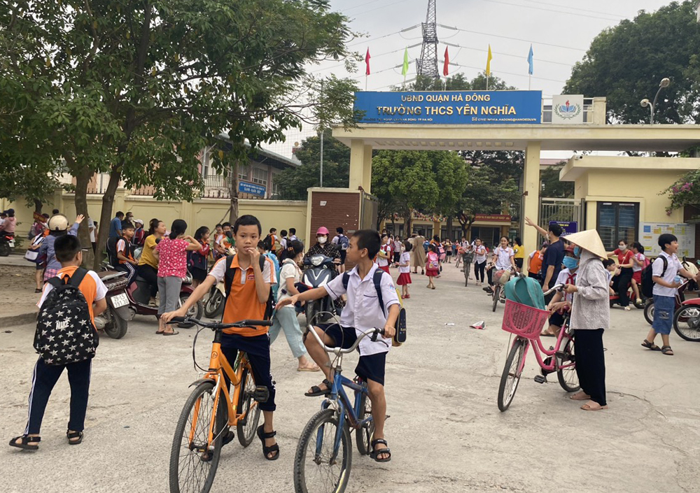 hau lum xum suat an 32 000 dong cua hoc sinh truong thcs yen nghia day dan hon truoc dspl 2 hau lum xum suat an 32 000 dong cua hoc sinh truong thcs yen nghia day dan hon truoc dspl 2