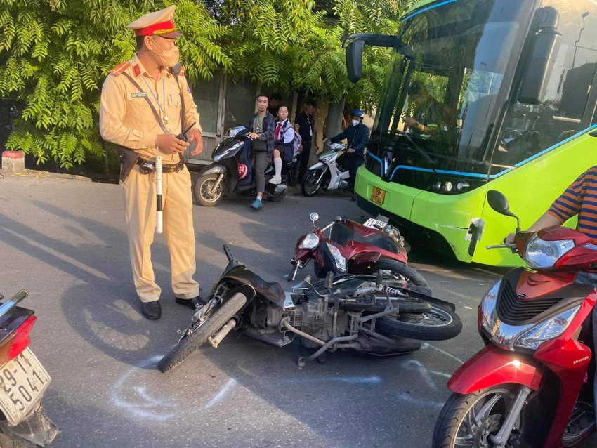 tai nan lien hoan o ha noi dung gio cao diem tuyen duong qua cau chuong duong un tac keo dai dspl 2 tai nan lien hoan o ha noi dung gio cao diem tuyen duong qua cau chuong duong un tac keo dai dspl 2