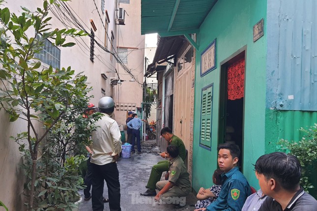 nhan chung vu chay nha luc rang sang be 8 tuoi tu vong khoi khet let nong nac chi con 1 duong thoat duy nhat dspl 1 nhan chung vu chay nha luc rang sang be 8 tuoi tu vong khoi khet let nong nac chi con 1 duong thoat duy nhat dspl 1