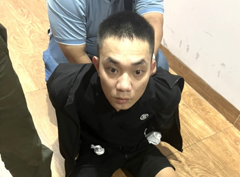 bat qua tang thanh nien buon ma tuy thu sung cung 10 vien dan trong can ho happy house dspl 1 bat qua tang thanh nien buon ma tuy thu sung cung 10 vien dan trong can ho happy house dspl 1