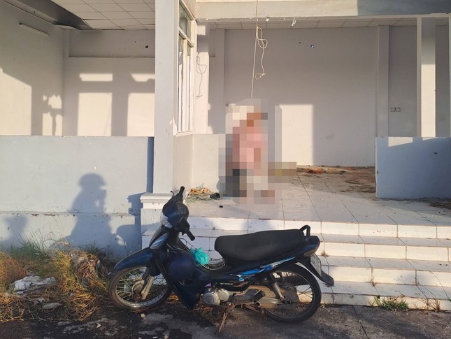 vu nguoi dan ong tu vong ben hong mieu van ban ngu hanh gia dinh khong muon kham nghiem tu thi dspl 1