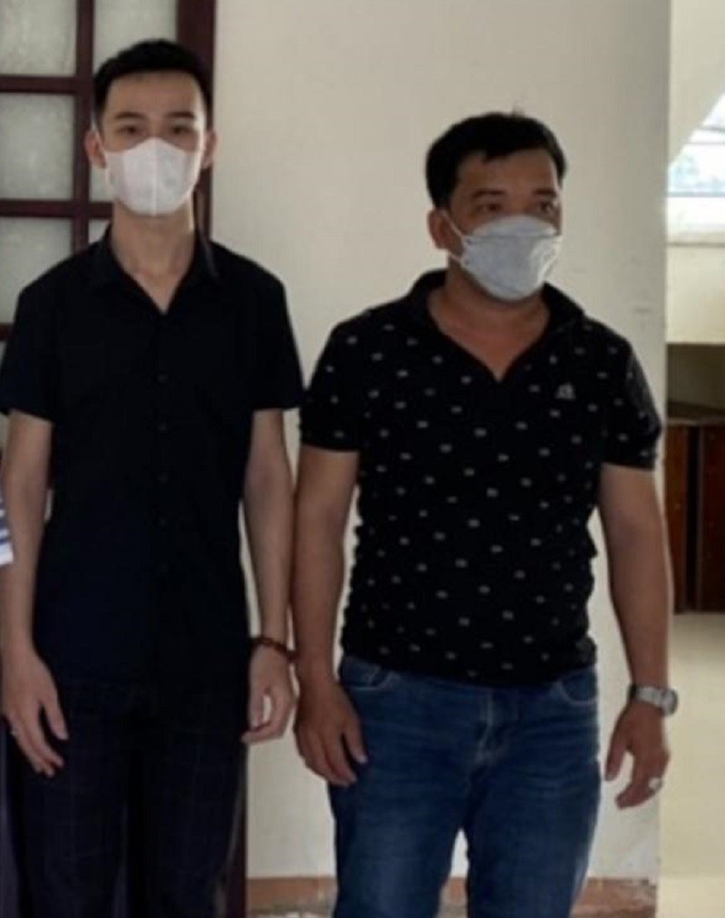bi mat ben trong co so massage dat ky o quang nam va loi khai cua 2 tu ong tre dspl 2 bi mat ben trong co so massage dat ky o quang nam va loi khai cua 2 tu ong tre dspl 2