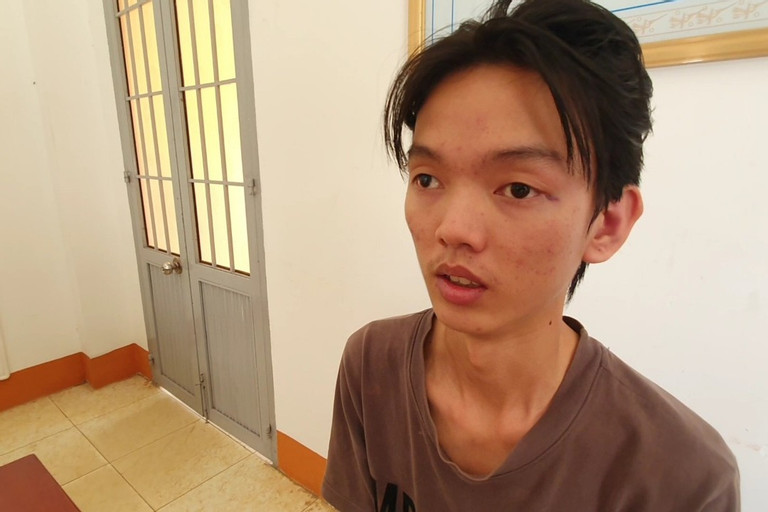 bat giu thanh nien 20 tuoi dot nhap nha nguoi yeu cu cuom nhan kim cuong iphone 15 pro dspl 1 bat giu thanh nien 20 tuoi dot nhap nha nguoi yeu cu cuom nhan kim cuong iphone 15 pro dspl 1