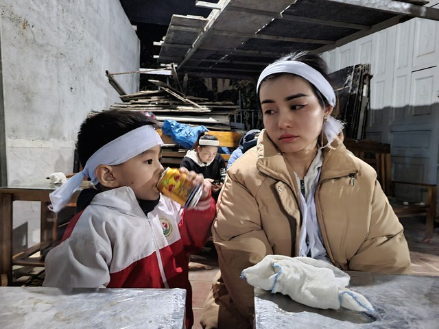 vu sap gian giao 1 nguoi chet o thanh hoa tieng khoc xe long cua 6 me con nan nhan dspl 2 vu sap gian giao 1 nguoi chet o thanh hoa tieng khoc xe long cua 6 me con nan nhan dspl 2