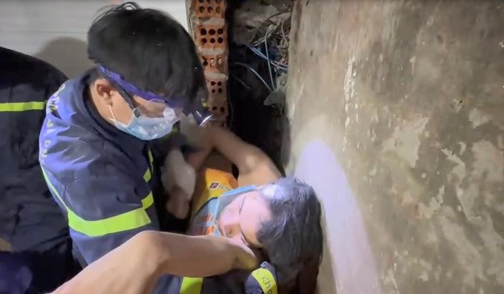 vu dot kich o nhom ma tuy o da nang khi ong trum thanh nan nhan trong mot cuoc giai cuu dspl 3 vu dot kich o nhom ma tuy o da nang khi ong trum thanh nan nhan trong mot cuoc giai cuu dspl 3