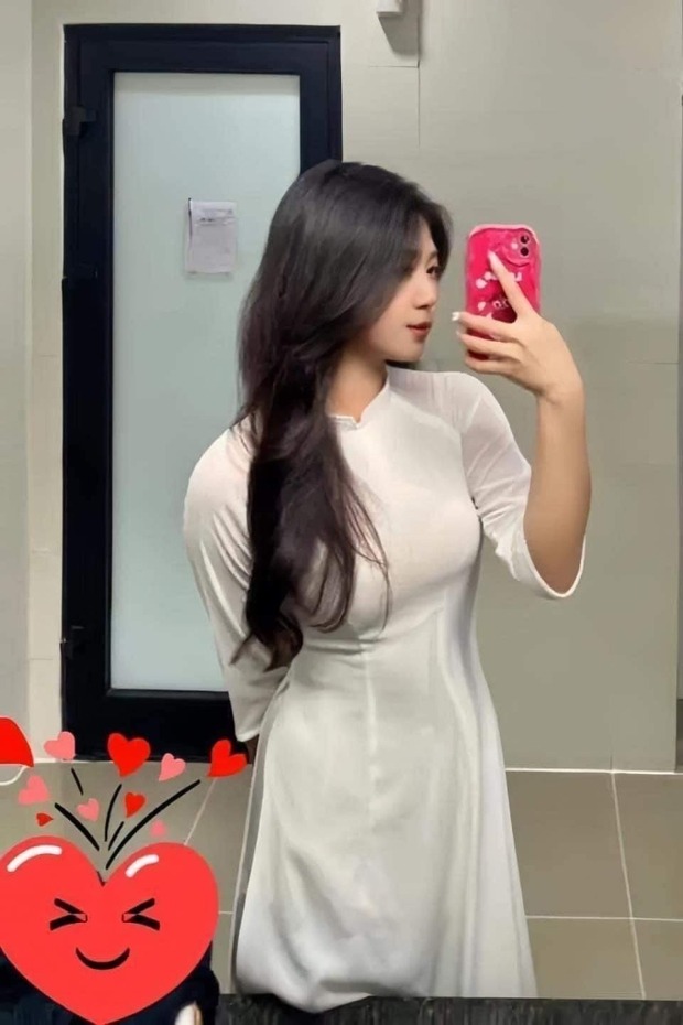 nu sinh khien dan mang ngan ngo khi dien ao dai tinh khoi khoe ve dep trong sang tua tinh dau dspl 7 nu sinh khien dan mang ngan ngo khi dien ao dai tinh khoi khoe ve dep trong sang tua tinh dau dspl 7