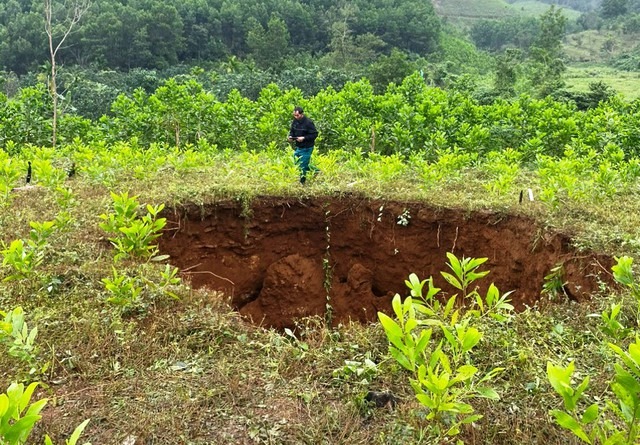 vu ho sau 10m xuat hien sau tieng no lon o quang nam chua phat hien dau hieu bat thuong dspl 1