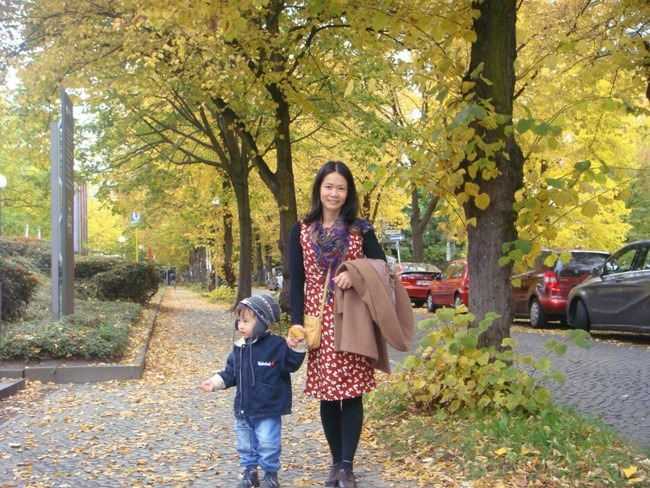 nu giao su toan hoc thu 3 cua viet nam ta thi hoai an thau hieu noi vat va cua phu nu lam khoa hoc dspl 2 nu giao su toan hoc thu 3 cua viet nam ta thi hoai an thau hieu noi vat va cua phu nu lam khoa hoc dspl 2