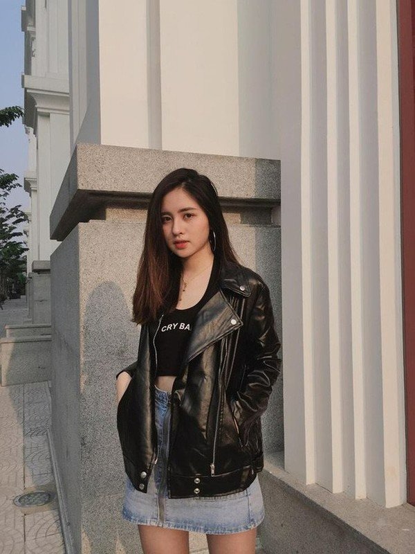 nu sinh khoe anh the van xinh ngat ngay khien bao chang me man dspl 5
