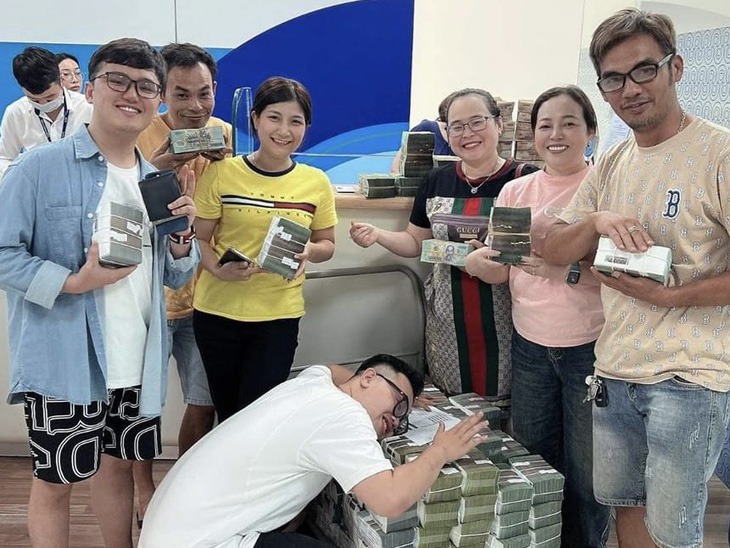 trung xo so doc dac 34 ty dong phai nop thue bao nhieu tien dspl 1 trung xo so doc dac 34 ty dong phai nop thue bao nhieu tien dspl 1