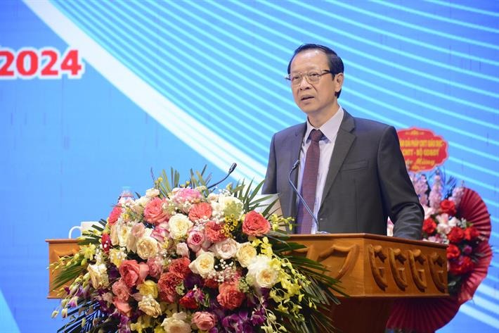 thu truong pham ngoc thuong khong gay ap luc khong ap dat tu duy trong giao duc stem dspl 1 thu truong pham ngoc thuong khong gay ap luc khong ap dat tu duy trong giao duc stem dspl 1