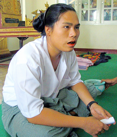 co the moc them vat la chi sau mot dem co gai bong bien thanh dan ong trong su ngo ngang co the moc them vat la chi sau mot dem co gai bong bien thanh dan ong trong su ngo ngang