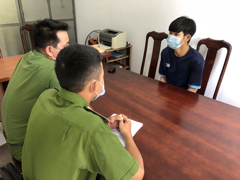 tam giam doi tuong danh do xang doa giet nguoi yeu tam giam doi tuong danh do xang doa giet nguoi yeu