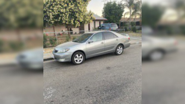 be 3 tuoi tu vong thuong tam vi bi me bo lai trong xe o to muc nhiet duoc tiet lo gay choang vang