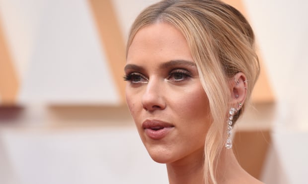 nu dien vien scarlett jonhansson chi trich ekip phim iron man 2