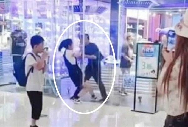 tin tuc doi song ngay 107 xuong ca nam trong phe quan nguoi phu nu suot 1 nam1