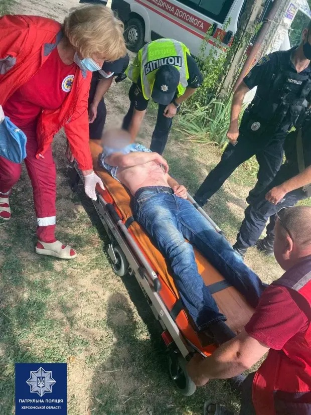 vuong van khong dut thanh nien quyet dot nhap nha ban gai cu ngo dau gap su co suyt chet1